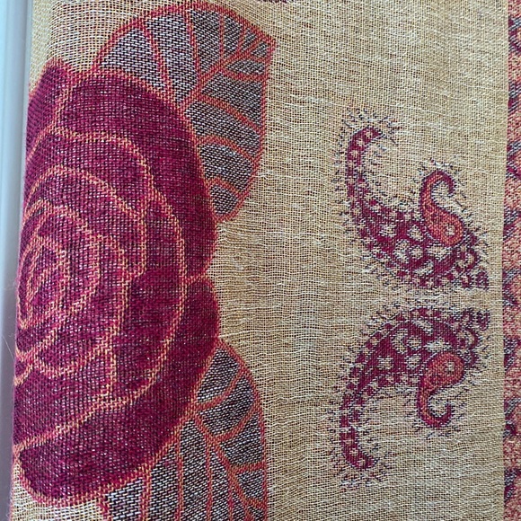 Red, Gold, Silver Pashmina Wrap/ Stole w Tassel Fringe, Roses & Paisley Print - Picture 6 of 14